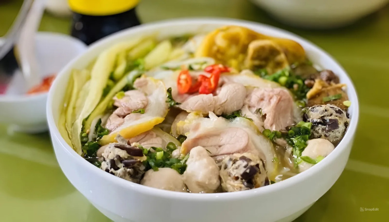 香菇肉丸米线 