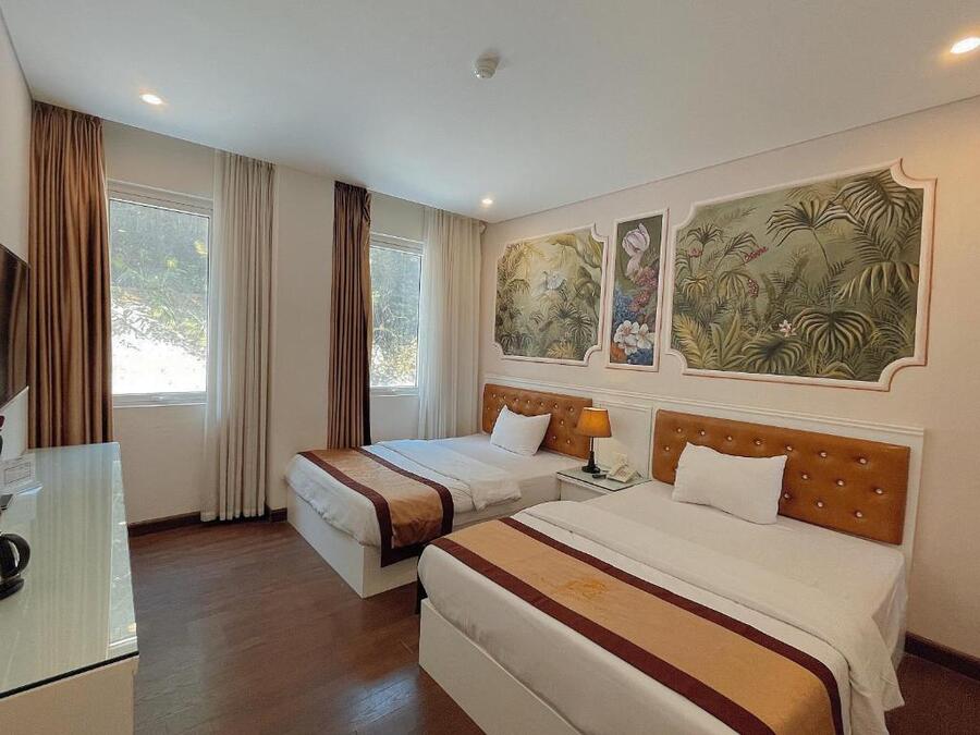 Pusan Ha Long Hotel