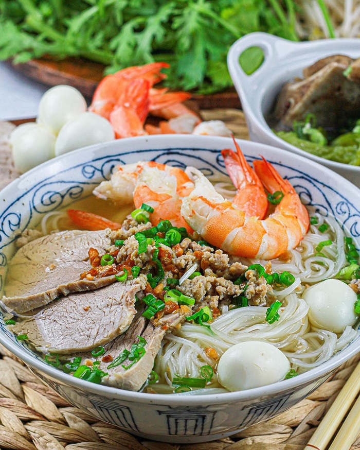 濱城市場夜市的美食：Nam Vang 粿條