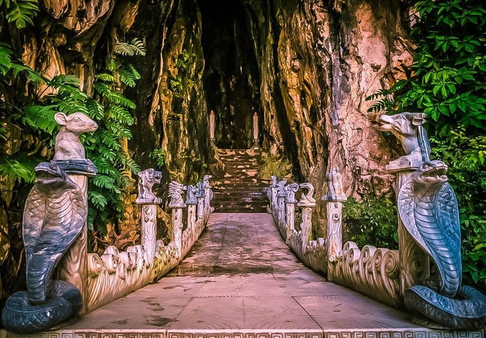 五行山著名景點：Am Phu 洞