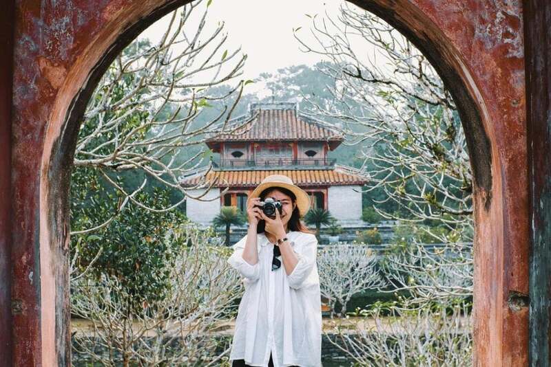 此時的順化適合漫遊於古代皇城、塔和寺廟中，感受其古老的魅力，並體驗順化獨有的文化氛圍。
