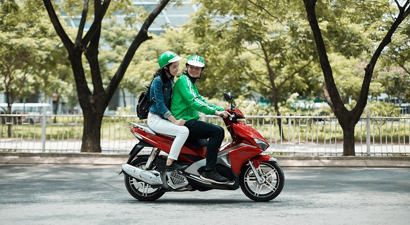 傳統摩托車和科技摩托車