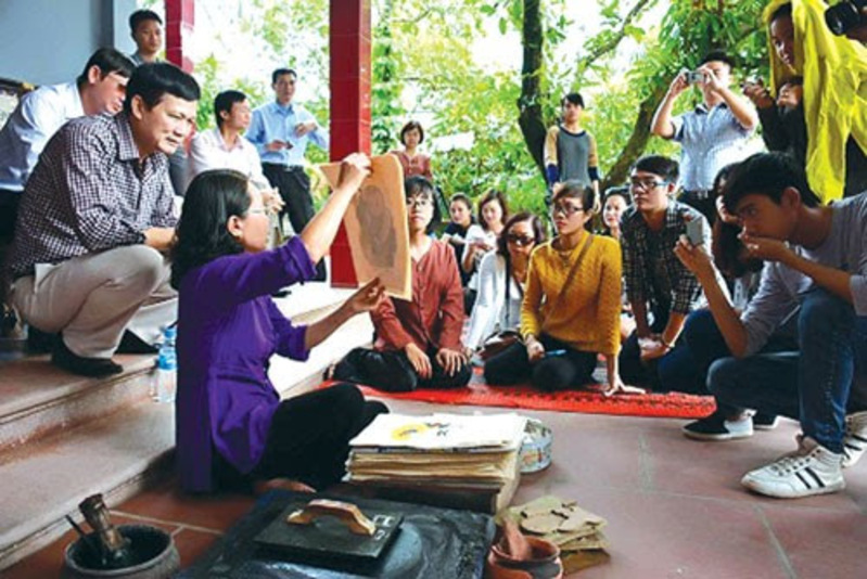 東湖畫節（Lễ hội tranh Đông Hồ）