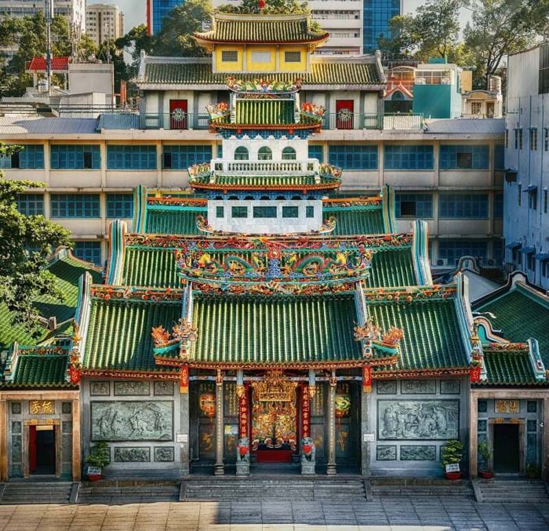 探索居翁廟——越南西貢最美的廟宇之一