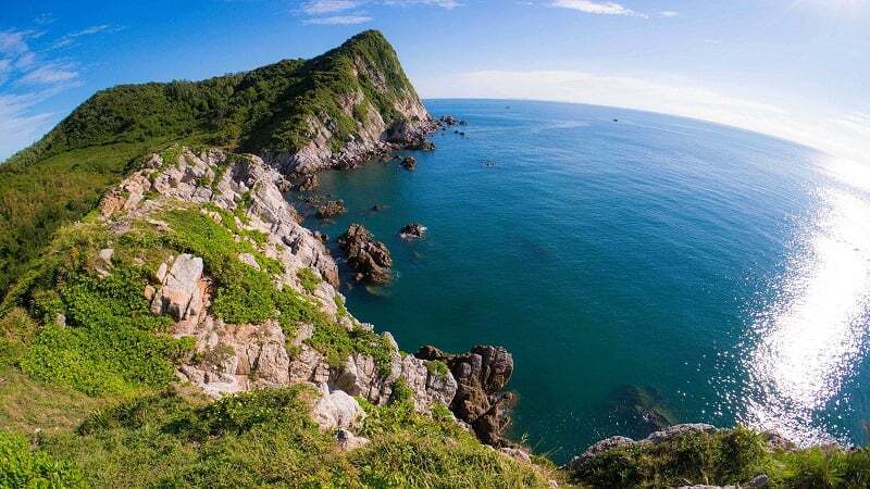 遊覽關嵐島，欣賞原始自然之美