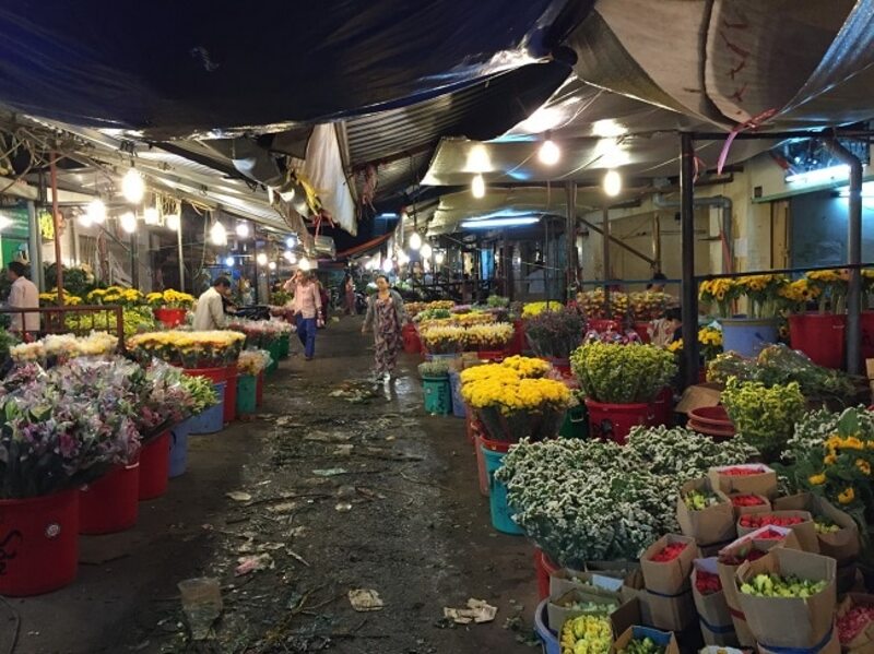胡氏紀夜市是胡志明市最大花卉批發市場的所在地