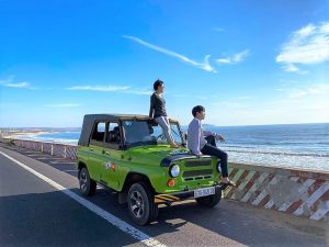 乘坐吉普車遊覽仙女，不僅能拍出滿滿一整本風格多變、色彩豐富的時尚美照，還能在一趟精彩的旅程中輕鬆前往多個景點