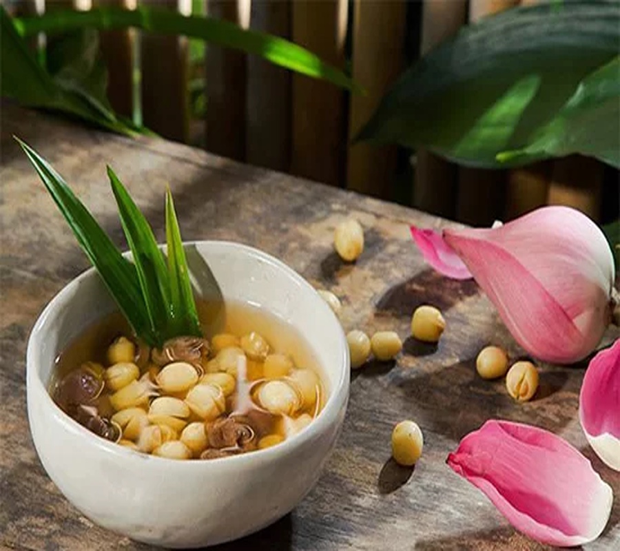 （龍眼蓮子湯）