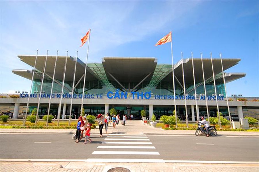 芹苴機場