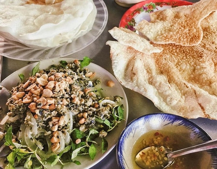 拍餅與炒蚶(Bánh đập – Hến xào)