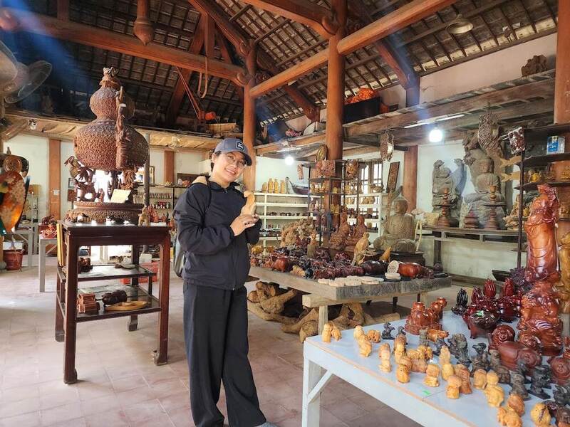 金峰木雕村——坐落於秋盆河畔的木雕之鄉。