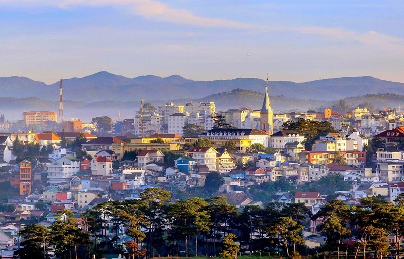 大叻位於哪個高原?大叻位於林原高原,擁有山地與高原地形。