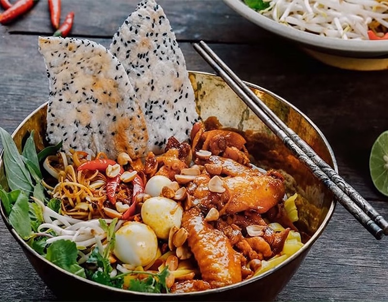 峴港米線(Mì Quảng)