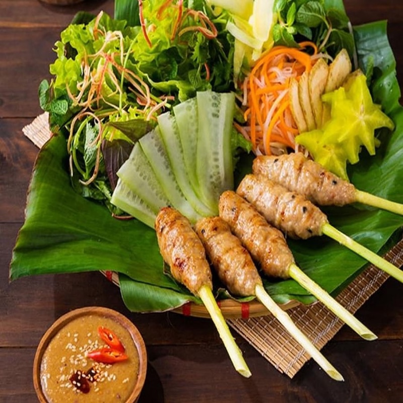 烤豬捲（Nem lụi）
