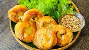 西湖炸蝦餅（Bánh tôm Tây Hồ）