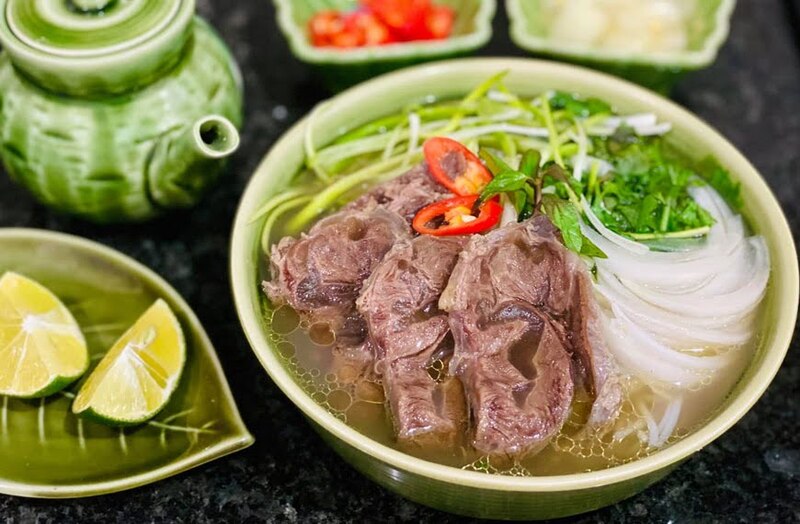 一碗香氣四溢、風味獨特的河東牛肉粉。