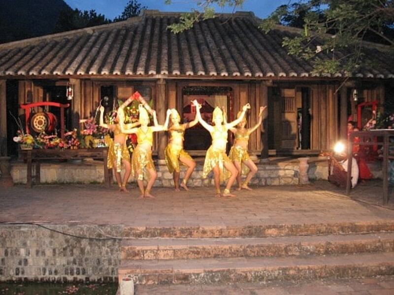 黃花村擁有多棟超過百年歷史的古老房屋。