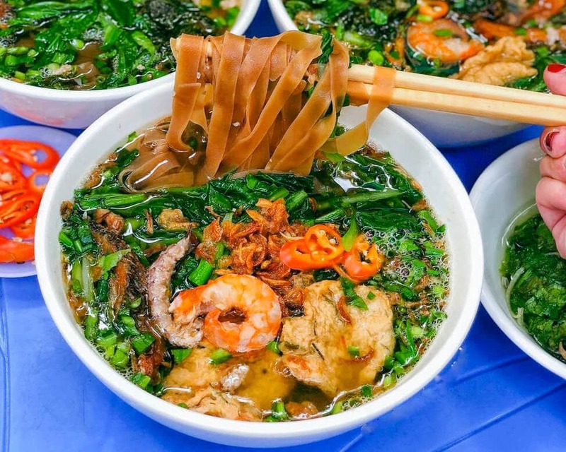 海防蟹肉米粉（Bánh đa cua）令人一吃難忘港口城市的風味。