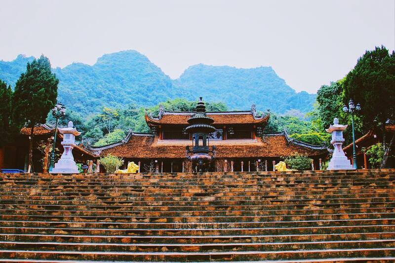 香寺是河內非常著名的心靈旅遊景點。