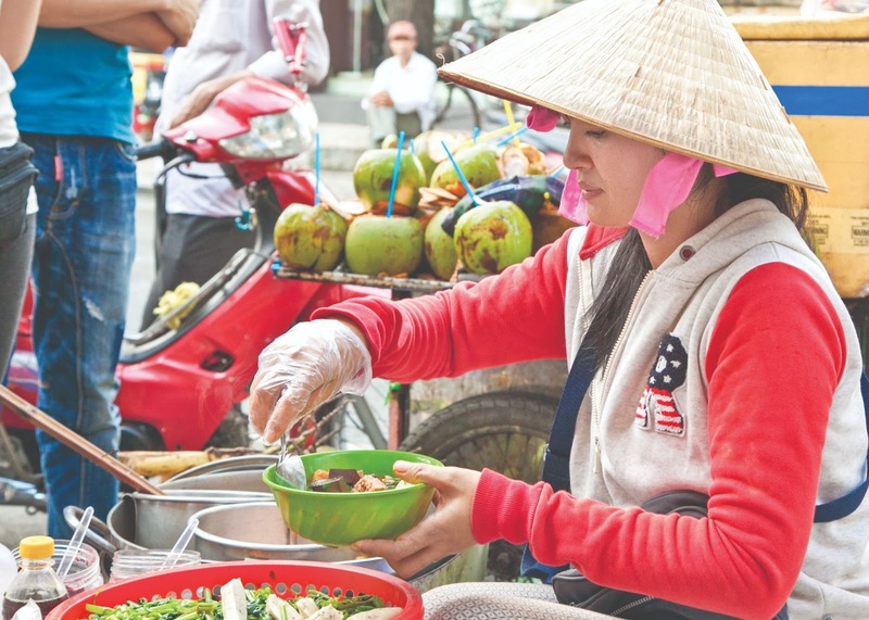 胡志明市美食同時也被視為西貢人生活中的習俗、飲食習慣與精神文化的一部分