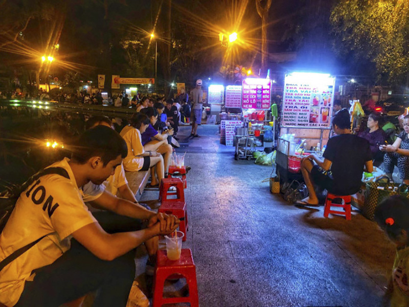 龜湖周邊擁有各式各樣的美食可供選擇