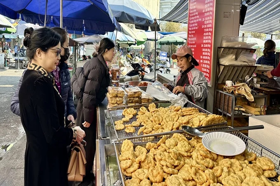 下龍墨魚餅