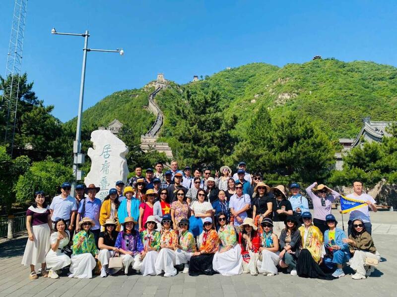 參加團體旅遊相對更安全且更具成本效益。