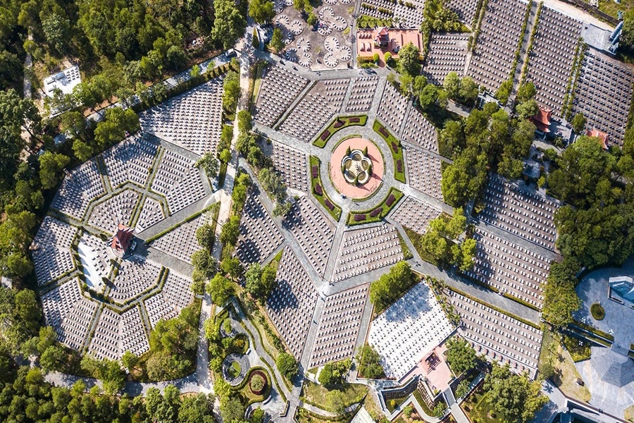 九號公路烈士陵園