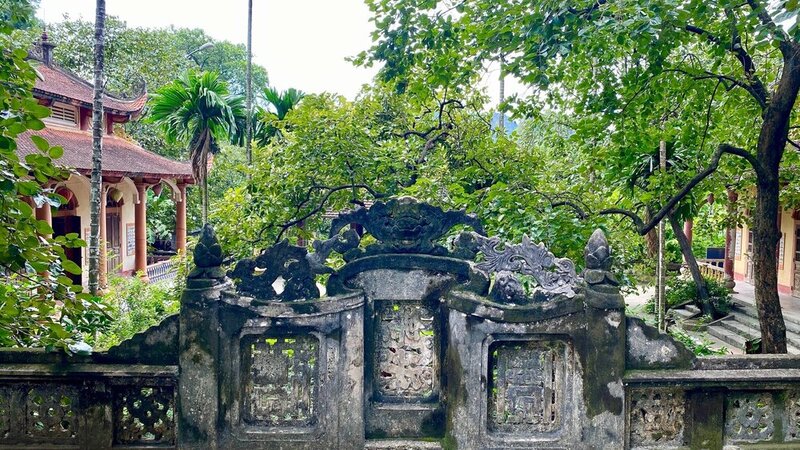 華麗精緻的雕刻保留在下寺建築中。
